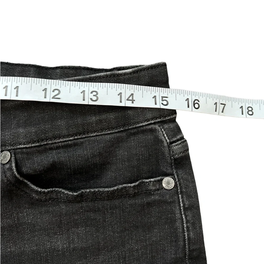 Talbots Simply Flattering 5 Pocket Boyfriend Jeans Black Size 8P - Picture 5 of 8